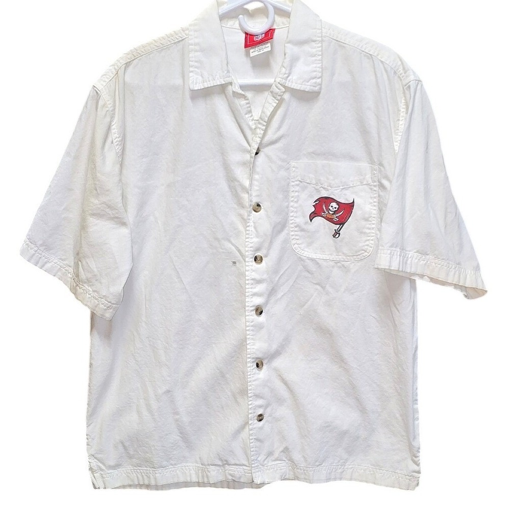 NFL Tampa Bay Buccaneers White Graphic Button Up Shirt‎ Mens Medium Go Bucs Ship
